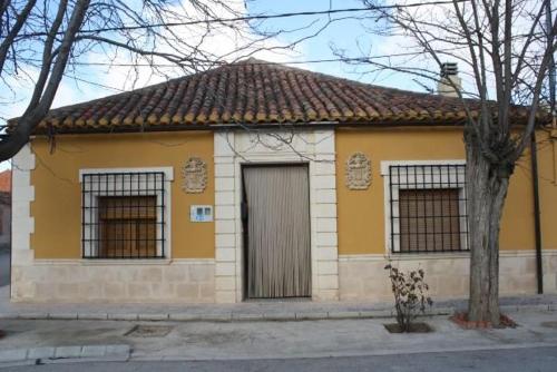Los Ferroviarios — hotel in Chinchilla De Monte Aragon