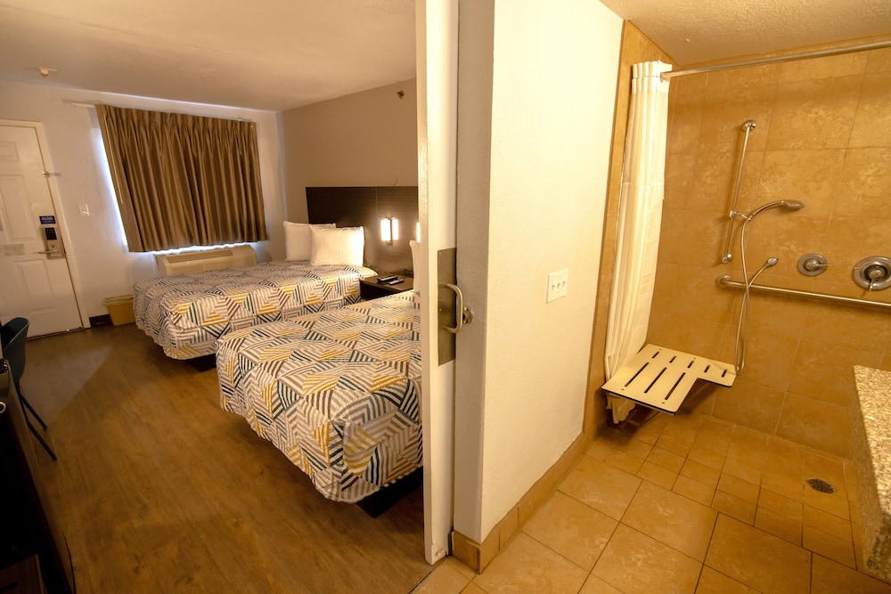 Masters Inn Tucker - photo 16