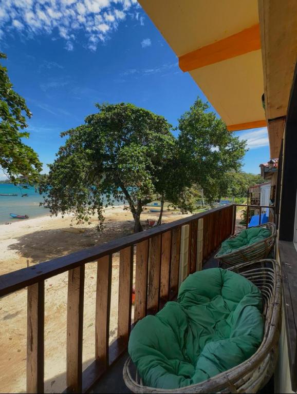 Seashell Guesthouse bar and tattoos — Sihanoukville — photo 4