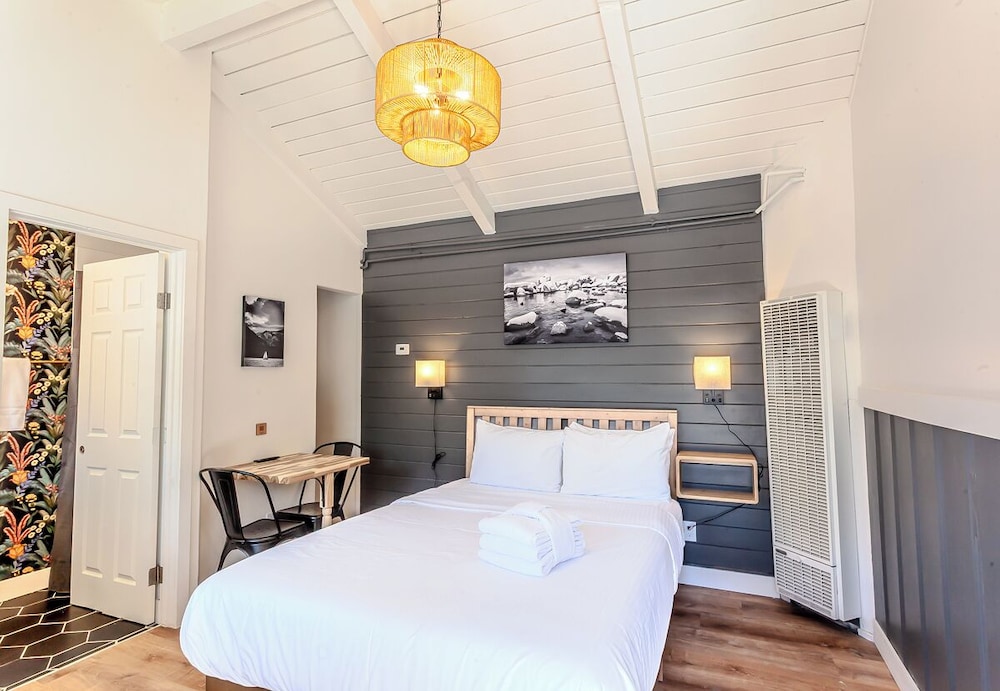 Tahoe Mountain inn - photo 49