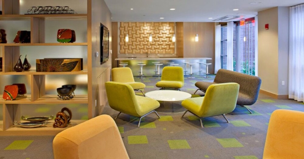 Global Luxury Suites at Kendall Square - photo 40