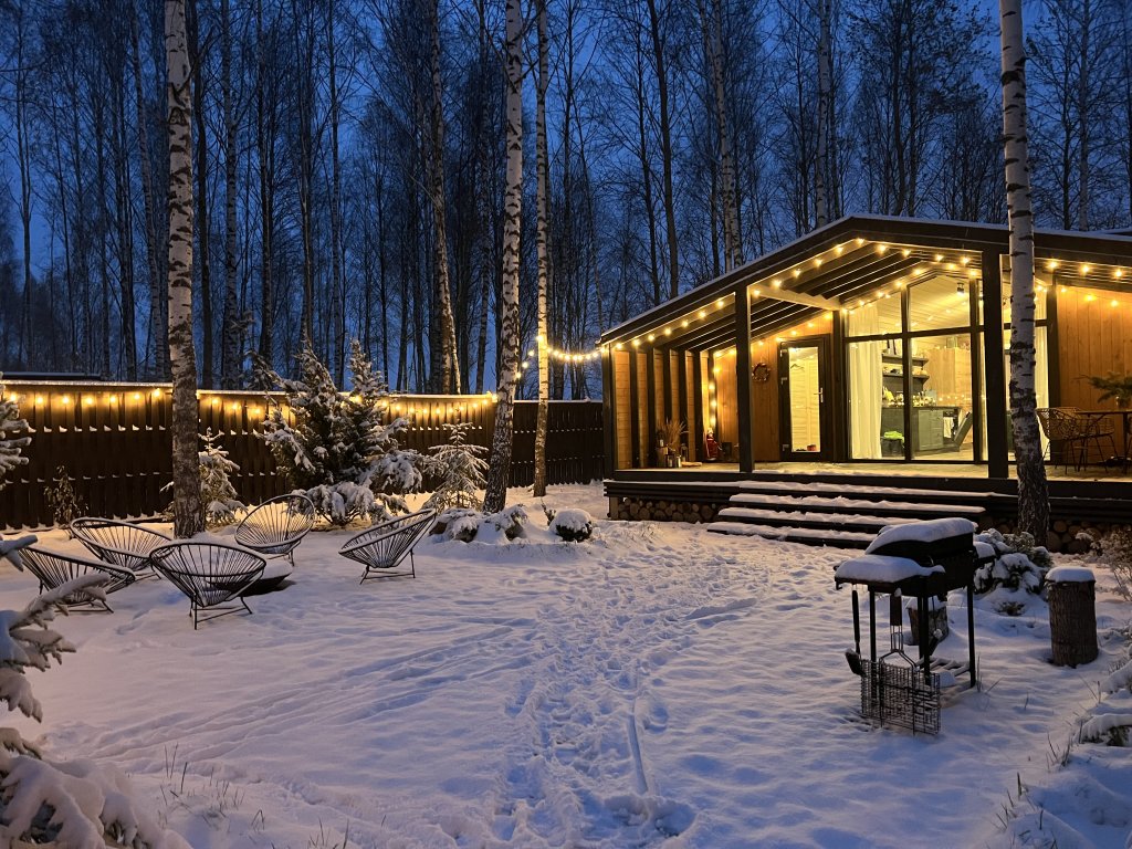 Shale Shelest - carbon neutral hotel in Unknown City