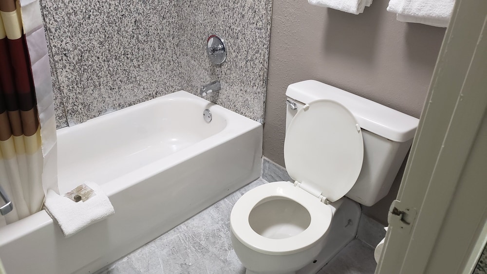 Red Roof Inn Cullman - photo 14