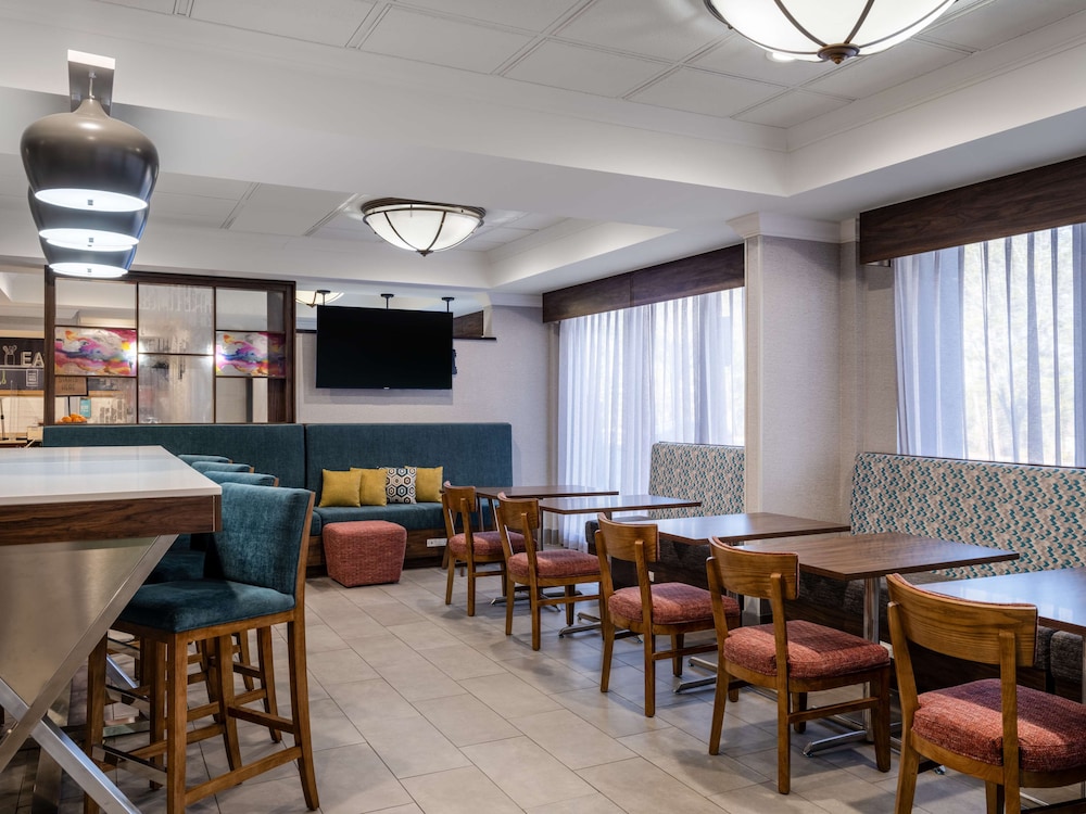 Hampton Inn Peachtree Corners Norcross - photo 2