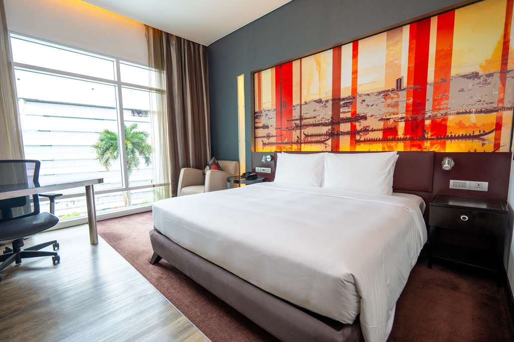 Deluxe City View Room