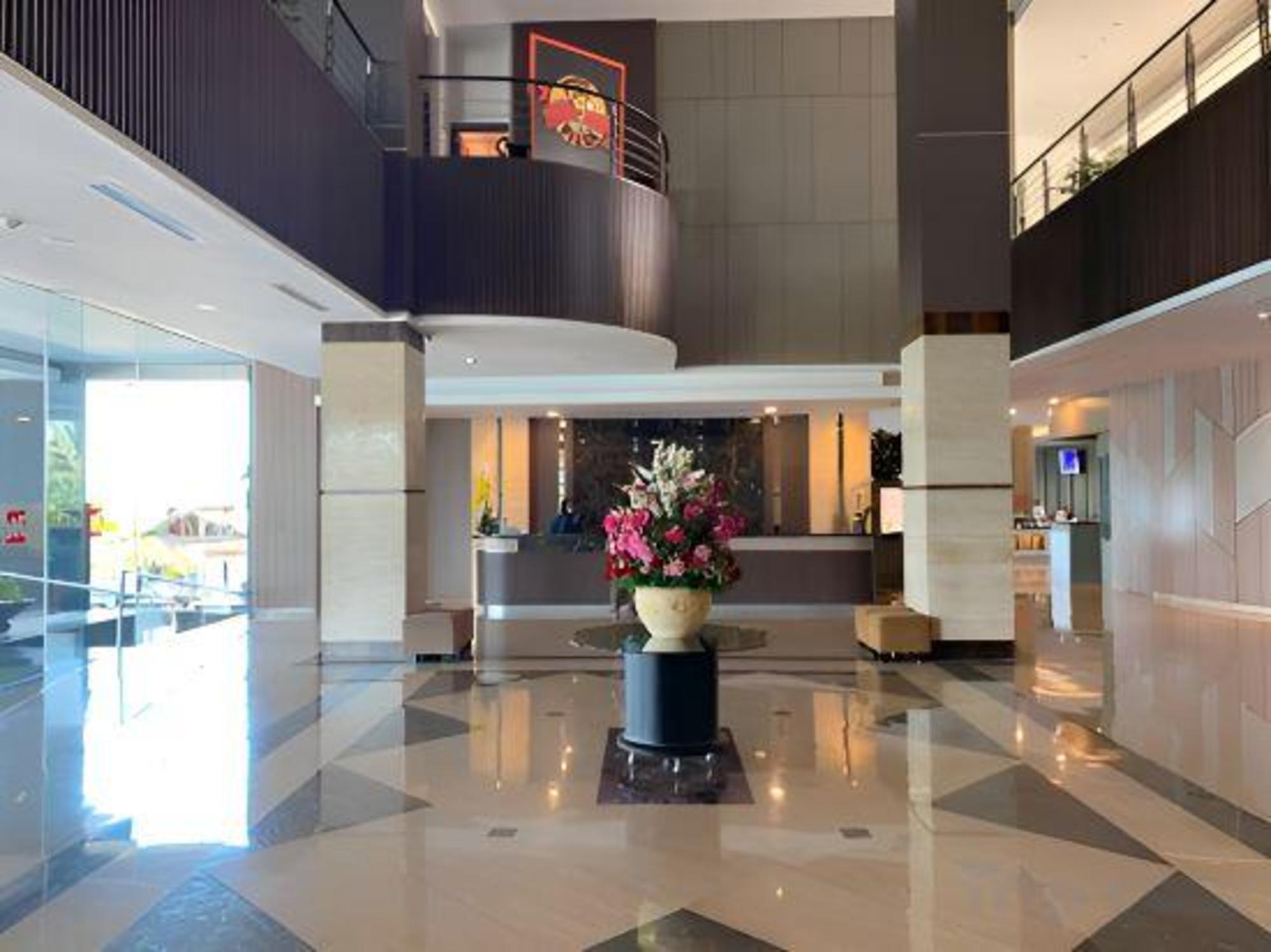 Grand Maleo Hotel Convention — Mamuju