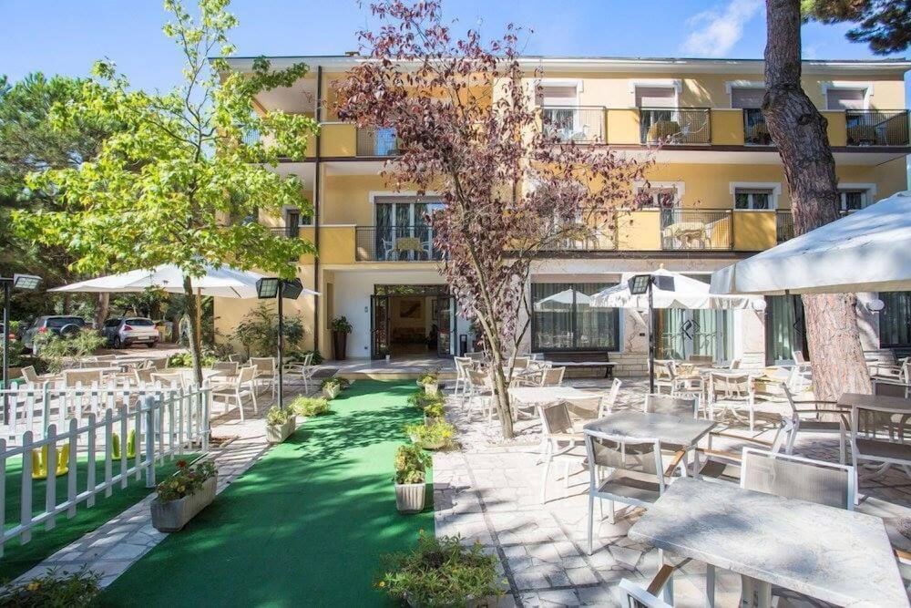 Hotel Majorca - carbon neutral hotel in Cervia