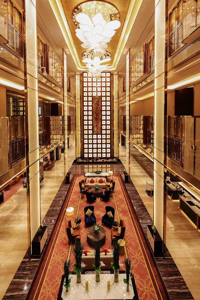 Wyndham Grand Plaza Royale Huayu Chongqing in Chongqing, People's Republic of China