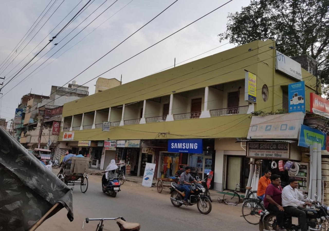 Hotel Gokul Grand — Varanasi