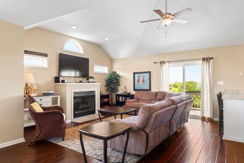 Pelican Cove in Nags Head, United States