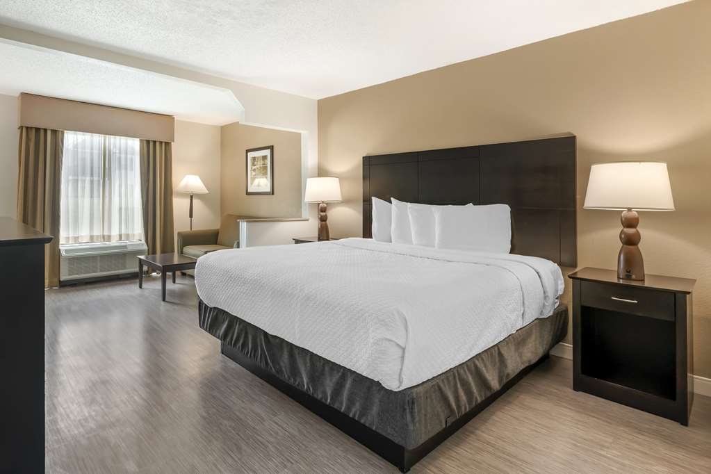 Best Western Suites - photo 13