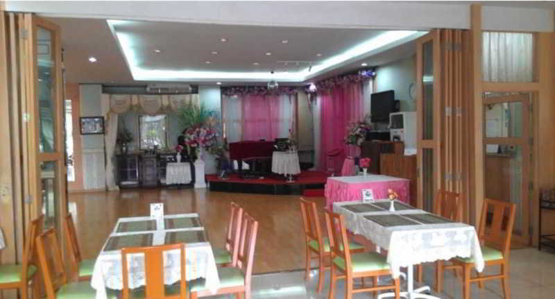Chawamit Residence Bangkok