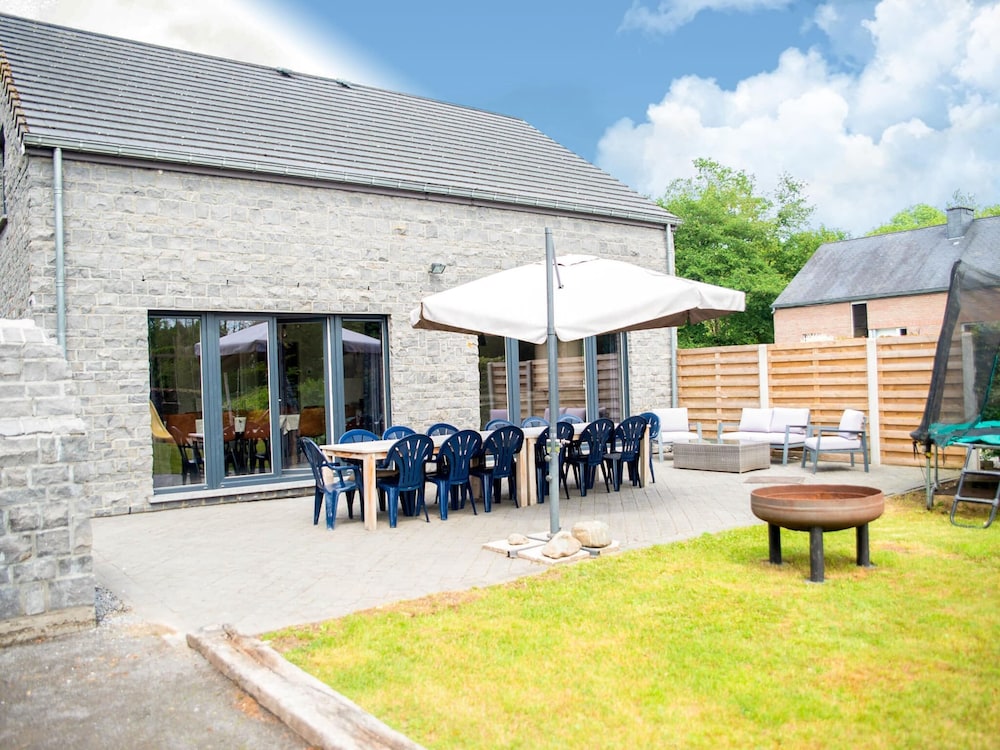 Pleasant Holiday Home With Infrared Sauna — 4-Star Luxury Hotel in Durbuy, Belgium