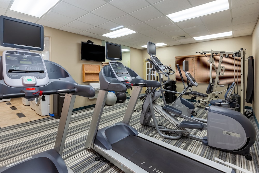 Candlewood Suites West Springfield by IHG - photo 27