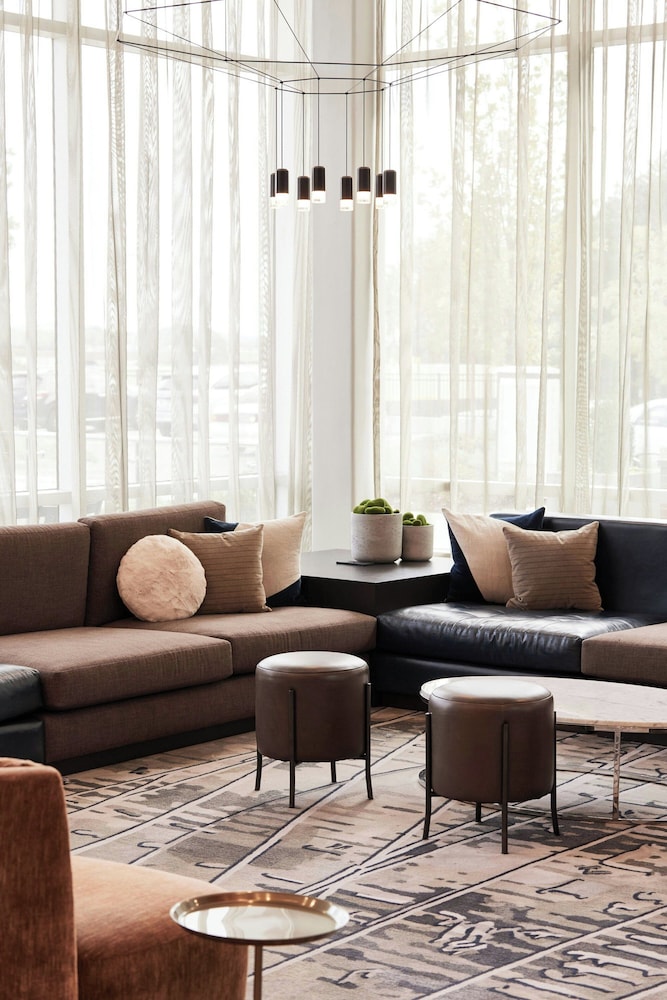 AC Hotel by Marriott Nashville Brentwood - photo 3