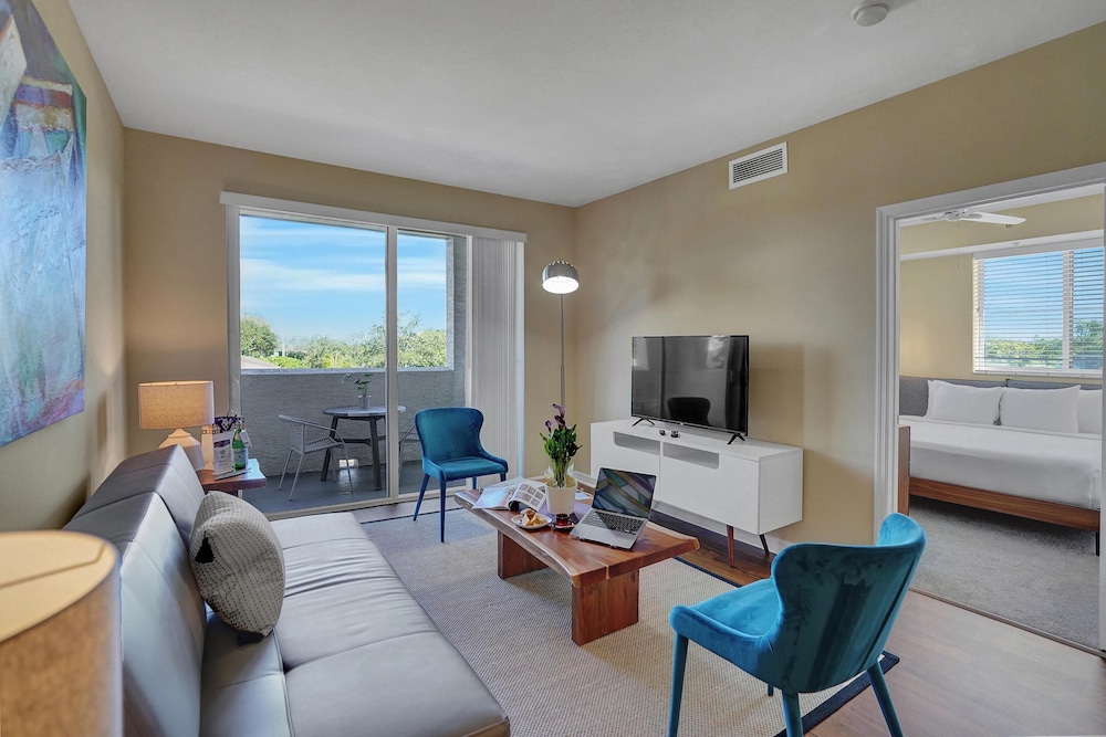 Dharma Home Suites South Miami at Red Road Commons - photo 34
