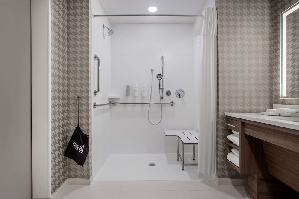 Home2 Suites by Hilton Calhoun - photo 24