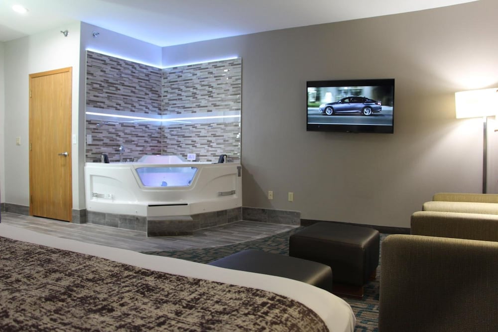 Westbridge Inn & Suites Carrollton - photo 12