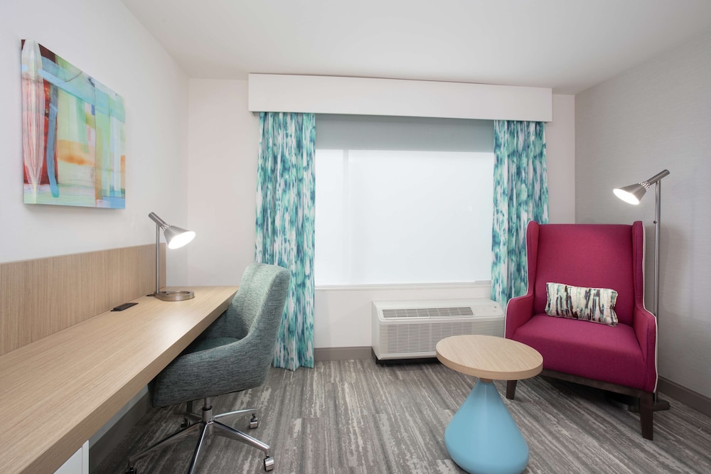 Hilton Garden Inn Omaha Aksarben Village - photo 22