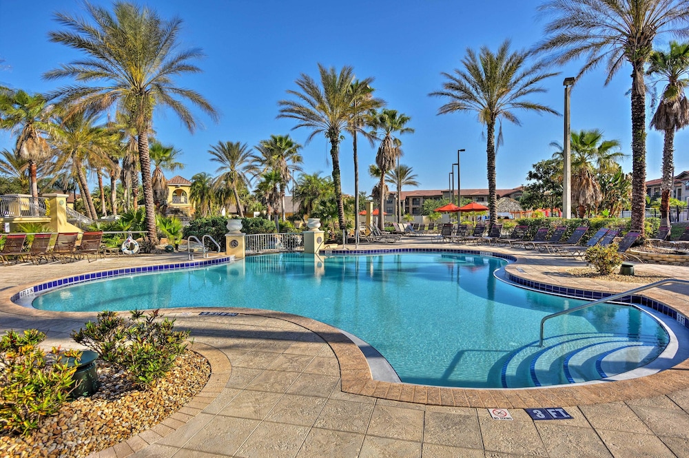 10 Mi To Disney Resort Getaway with Balcony - photo 11