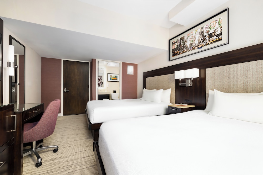 Hilton Garden Inn New York Times Square Central - photo 33