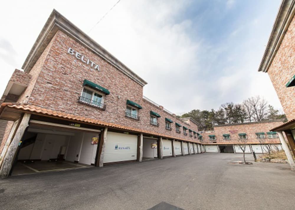 Belita N Goodtime Drive in Motel in Paju, South Korea