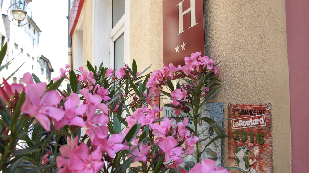 Hotel Des Alpes — Die