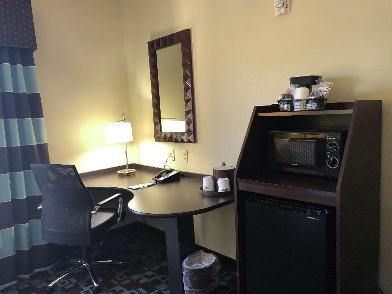 Hampton Inn & Suites Nashville @ Opryland - photo 20