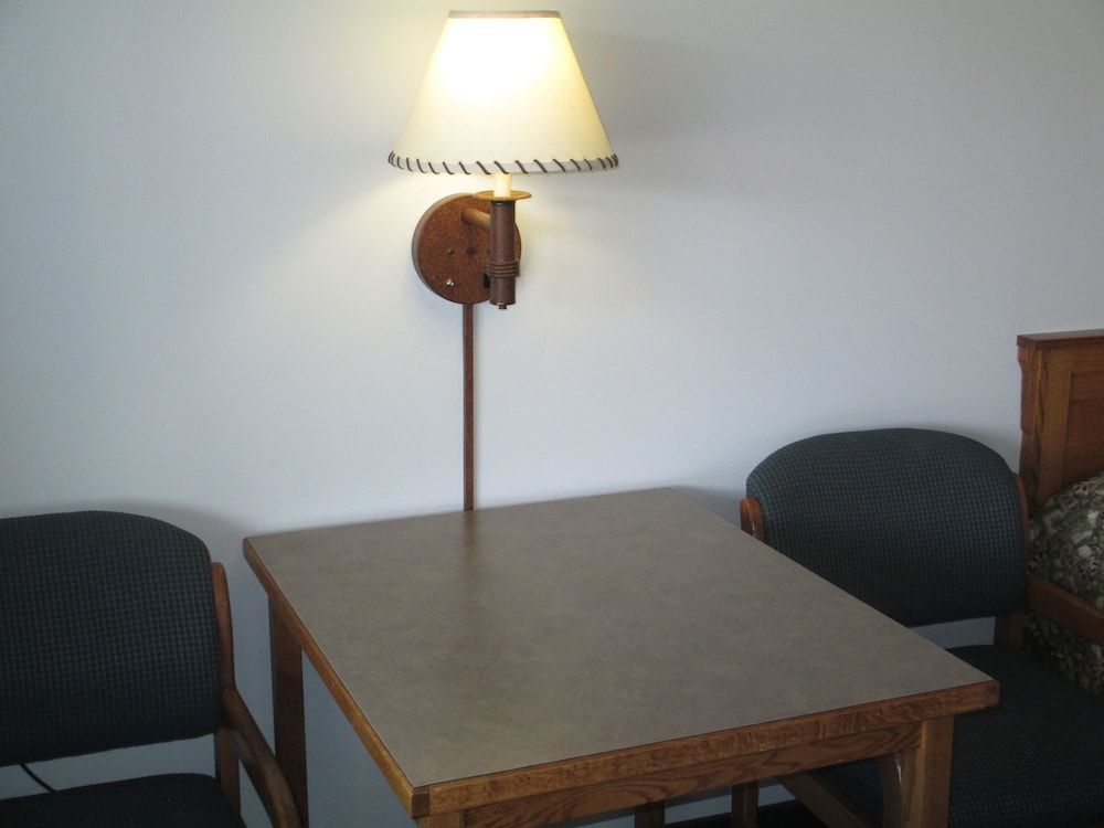 Bozeman Inn - photo 16