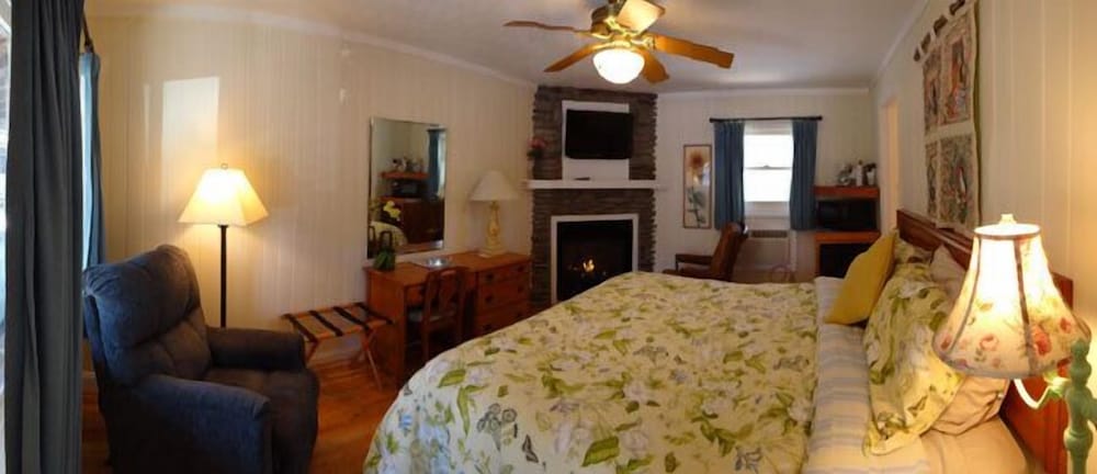 The Homestead Inn - photo 30