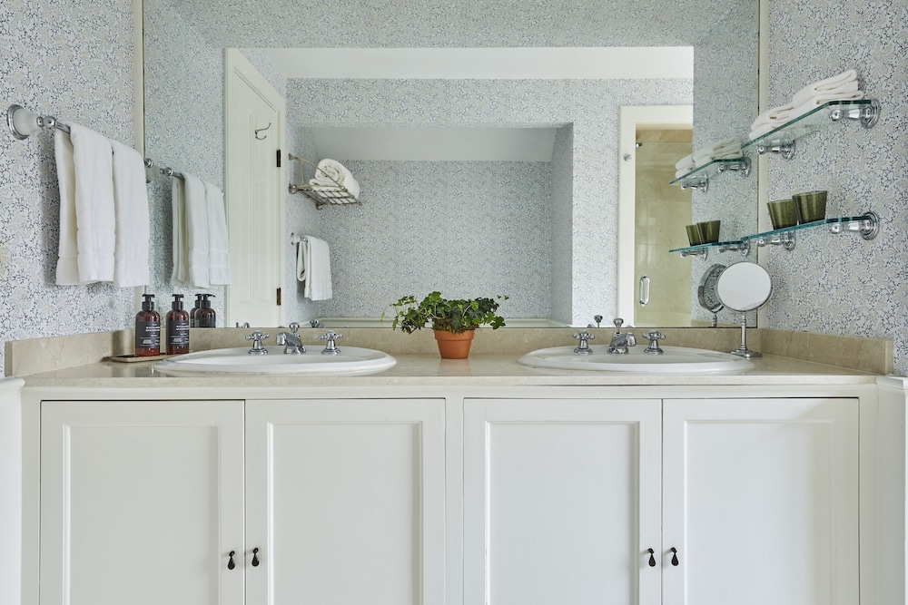 Mayflower Inn & Spa Auberge Collection - photo 38