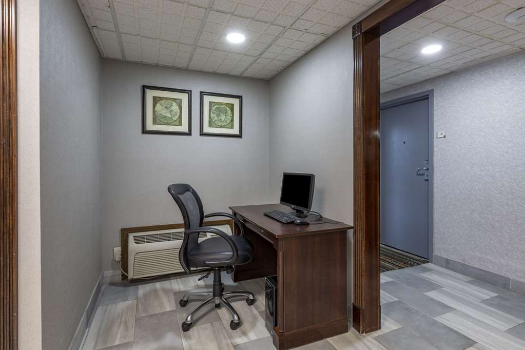 Quality Inn Austintown Youngstown West - photo 29
