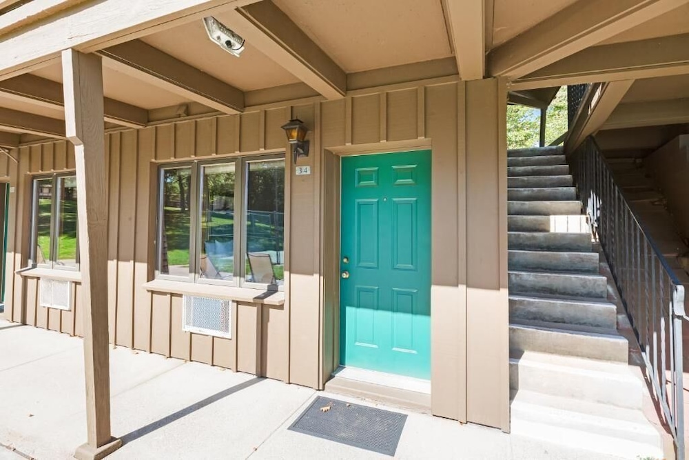 Chanticleer Inn - photo 44