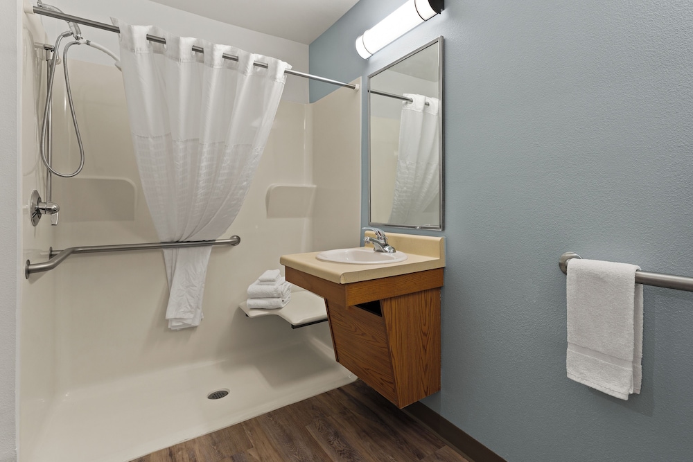 WoodSpring Suites Hobbs - photo 23