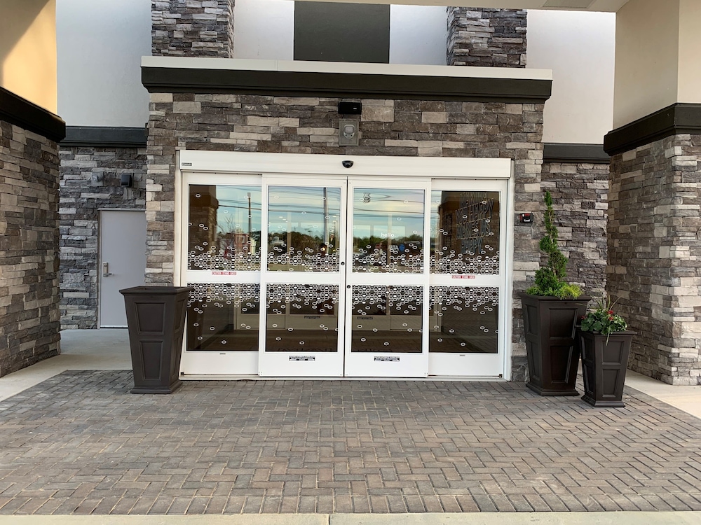 Hampton Inn & Suites Ocean City West - photo 45