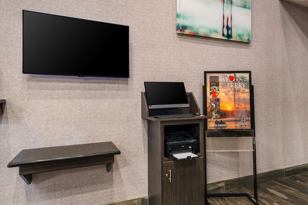Best Western Bradbury Inn & Suites - photo 34