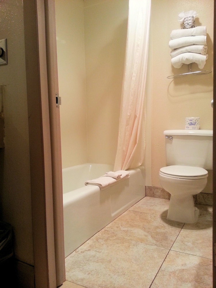 The Greenwell Inn - photo 28