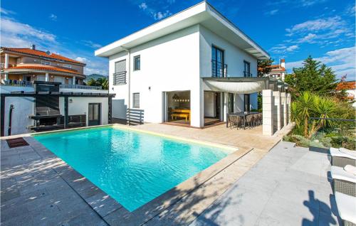 Nice Home In Crikvenica With Sauna — 5-Star Luxury Hotel in Crikvenica, Croatia