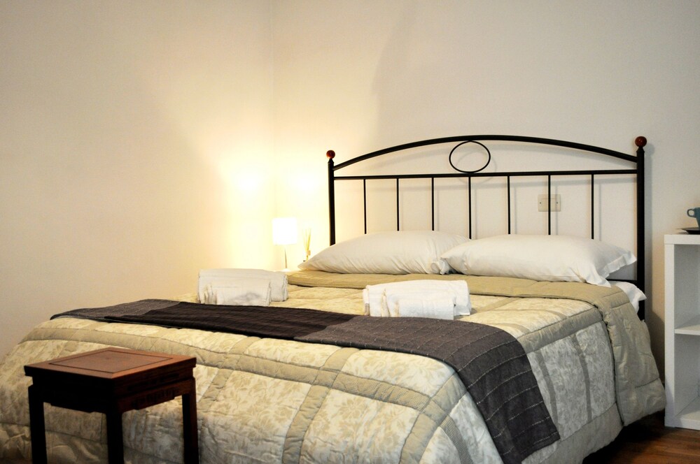 Domus Ilaria — 4-Star Luxury Hotel in Rome, Italy