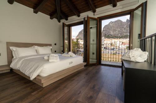 Thea Petra — 4-Star Luxury Hotel in Kalampaka, Greece