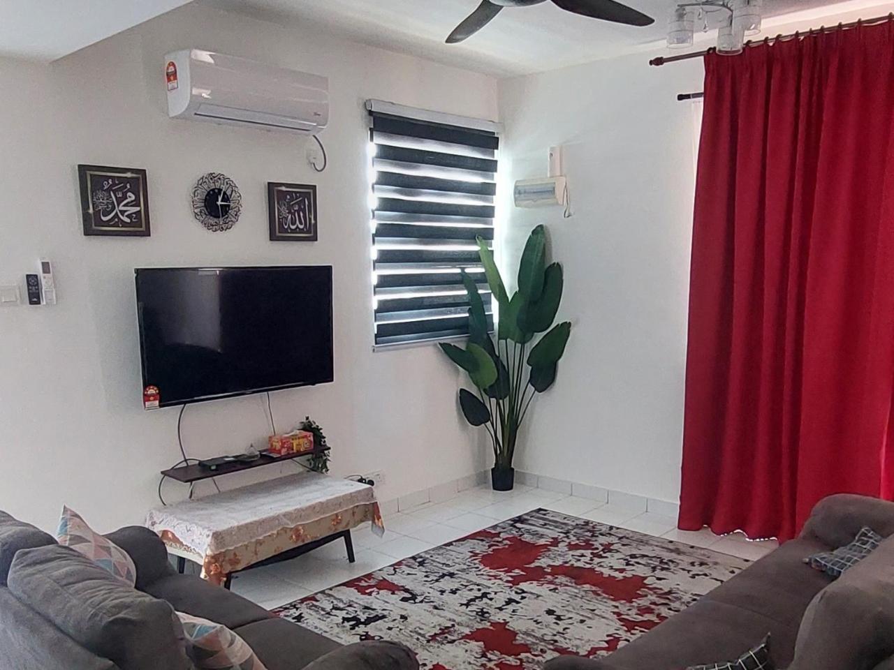 Nur Homestay Residensi Afamosa mslim guest only — 4-Star Luxury Hotel in Alor Gajah, Malaysia
