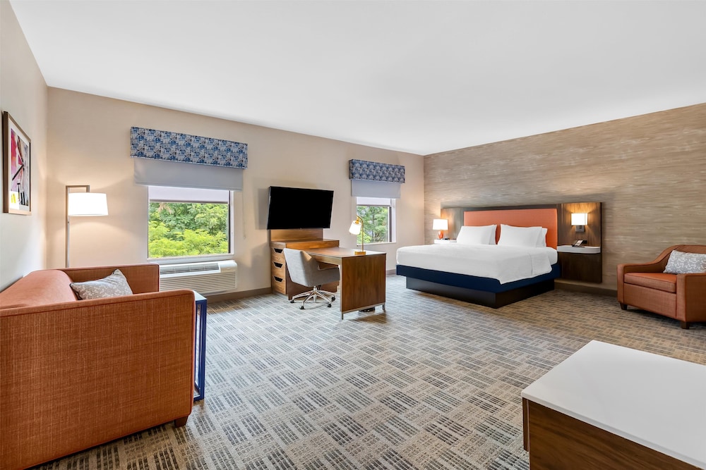 Hampton Inn & Suites Grove City - photo 25