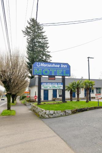 Courtesy Inn Motel - featured photo