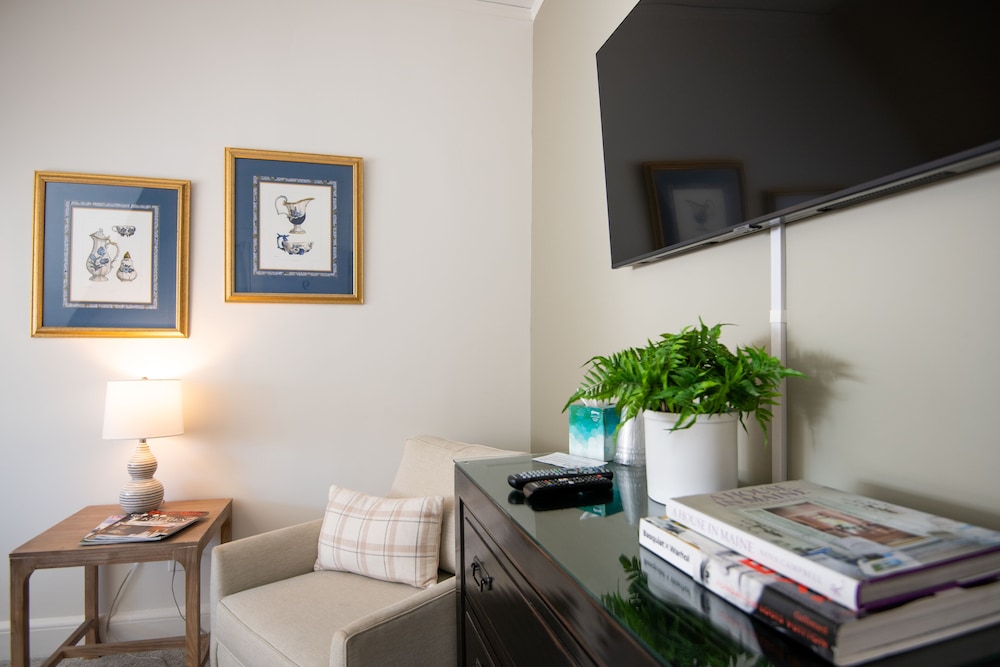 Hearthside Inn - photo 31