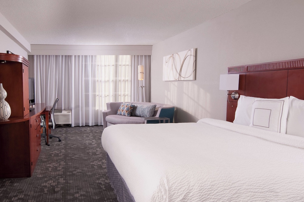 Courtyard Miami in Coral Gables by Marriott - photo 9