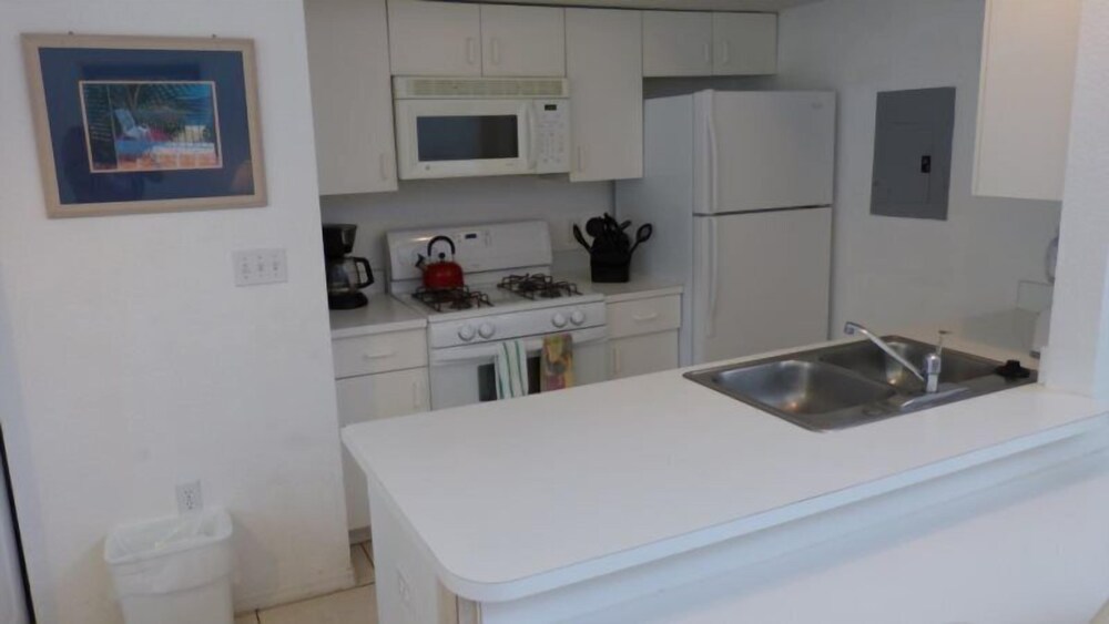3BR 2BA Townhome Close to Disney Kissimmee - photo 10
