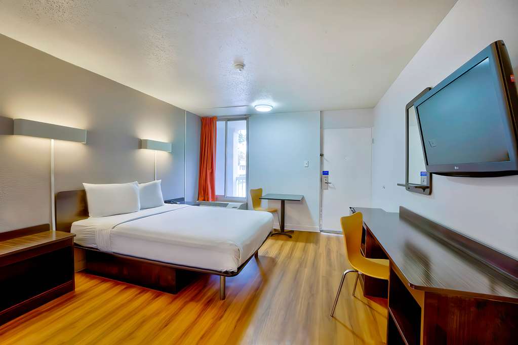 Motel 6 Gainesville FL - photo 11
