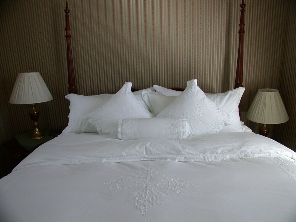 Nicholson House at Beaujolais - photo 20