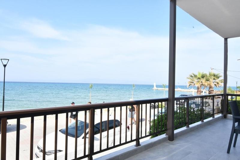 Houseloft Horizon Seafront Pefkochori in Pefkochori, Greece