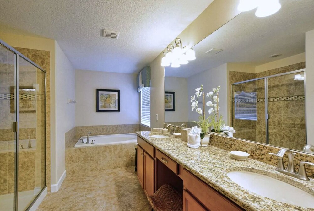 Luxurious 6BD Pool Home With Best Resort Amenities Two Master Suites and Big Pool Area #6pp917 - photo 30